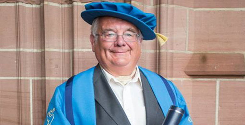 Ramsey Campbell receiving his Honorary Fellowship from the University of Liverpool